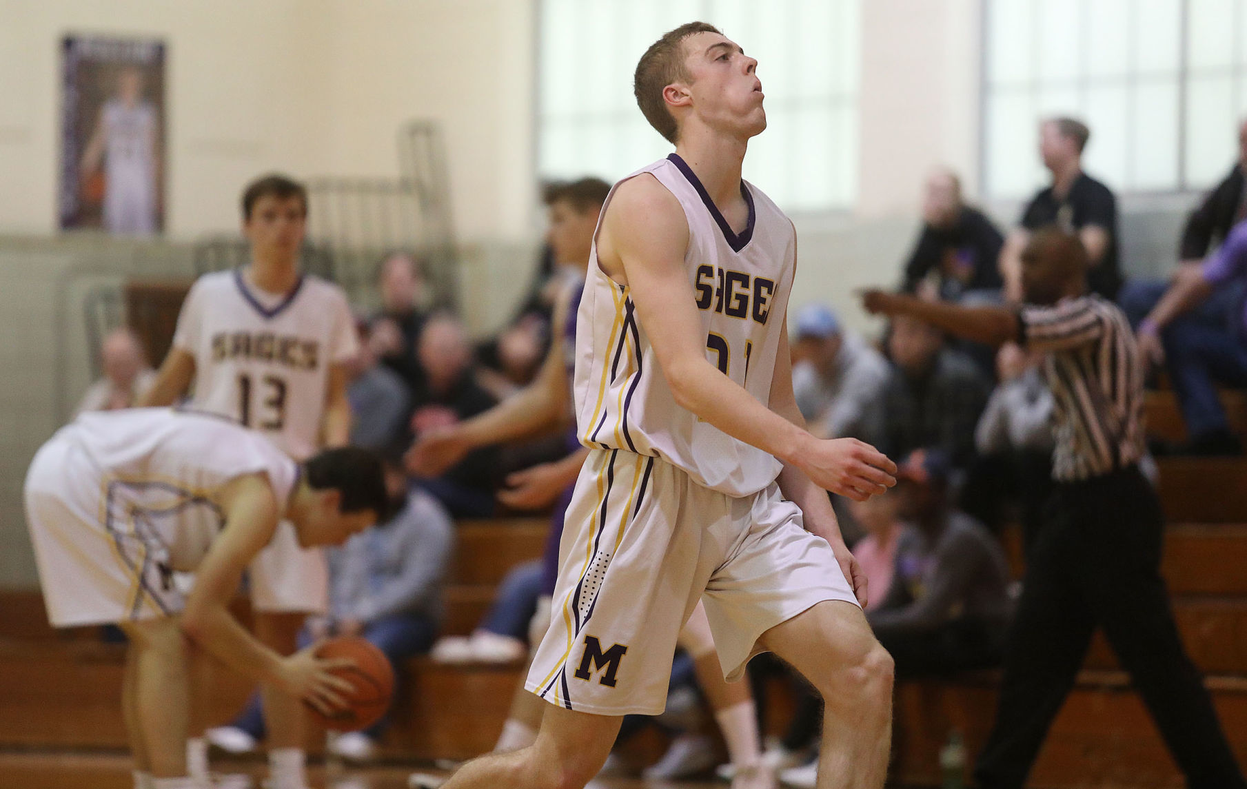 Monticello vs Fithian Oakwood boys basketball 25 12.26.18.jpg